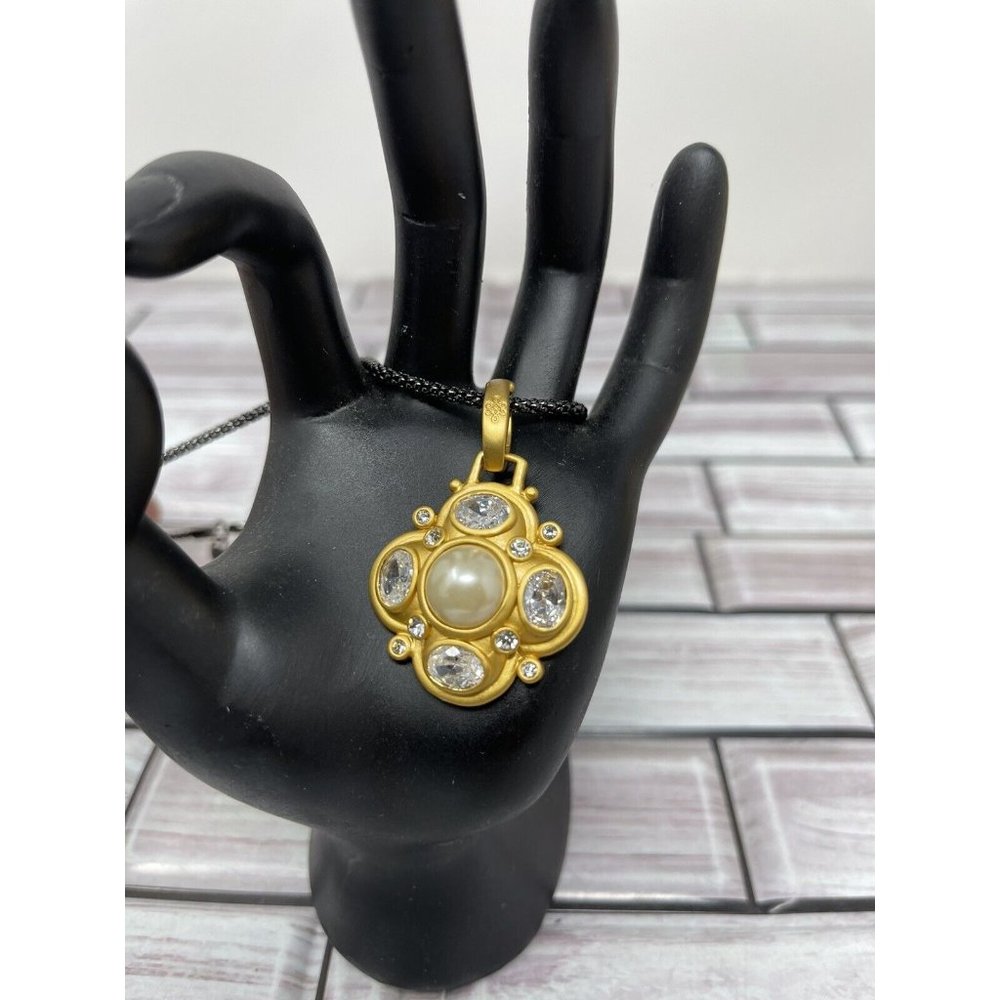 Gold Toned Faux Pearl Center Pendant &Magnabilties 18" Hematite Mini Mesh Chain